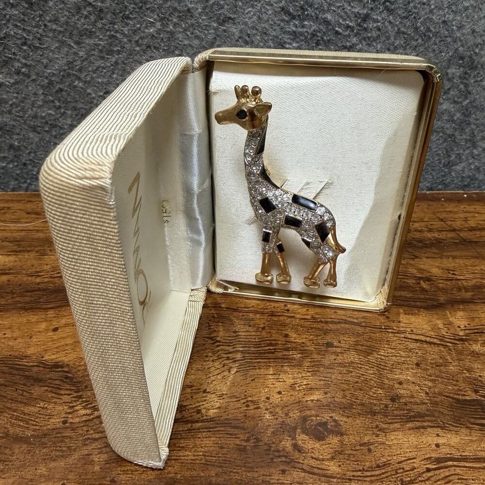 Vintage Large 3 ”Giraffe Brooch Pin Rhinestones Black Enamel Gold Tone Roman Box
